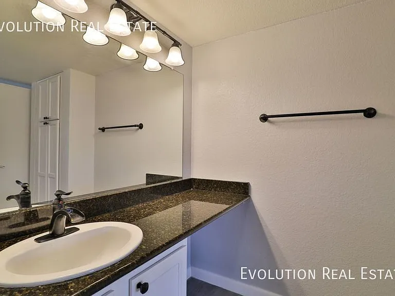 5995 N 78th St #2110 — Photo 22