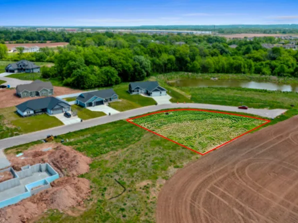 1655 Torchwood Trl #3, De Pere, WI 54115