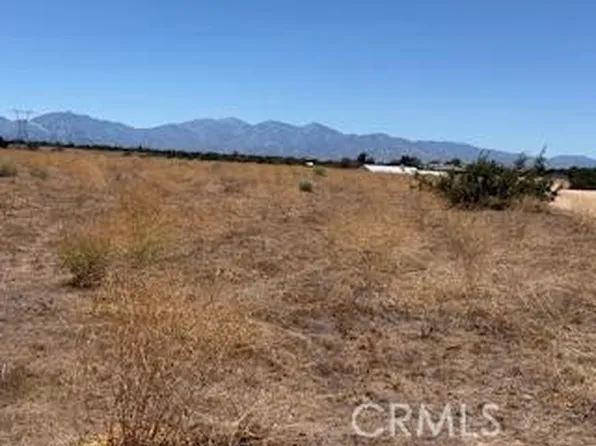 13025 Stuveling St, Hesperia, CA 92344