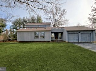 45 Laurel Wood Dr, Lawrence Township, NJ 08648