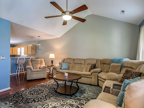 5th image of 2733 Oxford Hall Ave