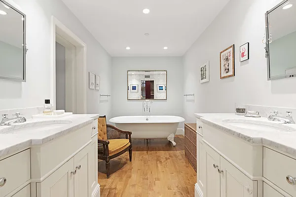 Sold by Compass | media 9