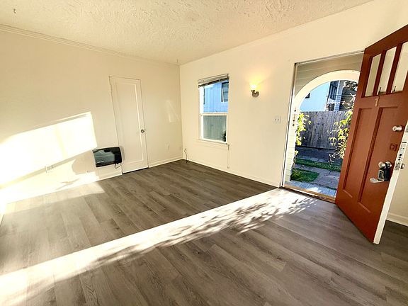 4th image of 717 N 86th St APT 1