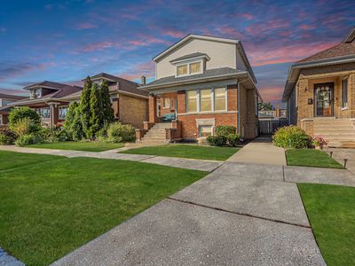 5026 W Fletcher St, Chicago, IL, 60641