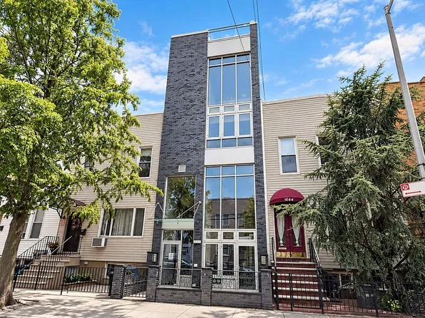 146 Diamond St, Brooklyn, NY 11222