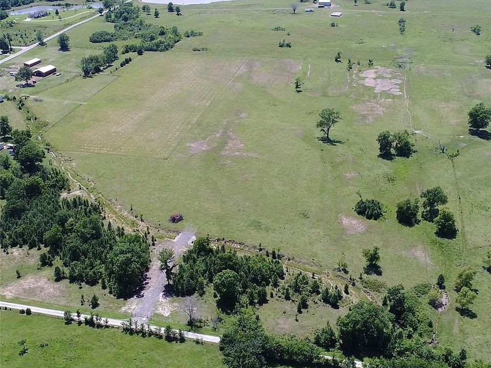 1st image of 161st St
