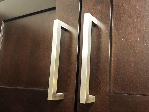 Stainless cabinet hardware