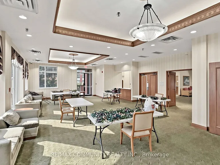 400 McLevin Ave #1410 — Photo 43