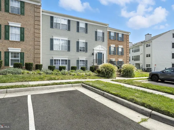 107 Prosperity Ave SE APT A, Leesburg, VA 20175