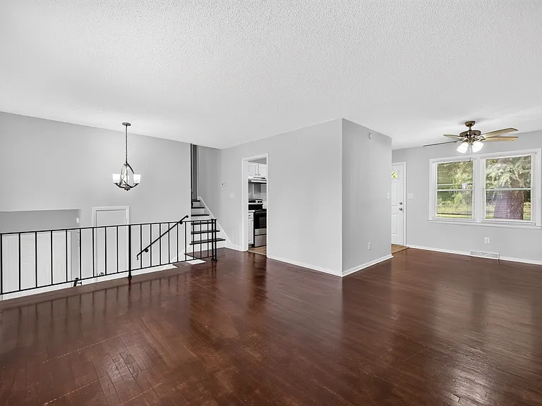 5001 Springview Rd — Photo 23