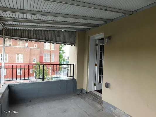 Rented by Corcoran | media 7