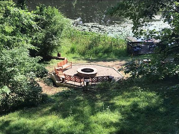 4th image of 120 Holly Brook Ct