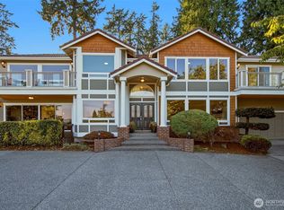 8338 NE Juanita Dr, Kirkland, WA 98034