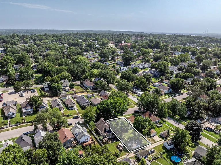 2905 Olive St — Photo 34