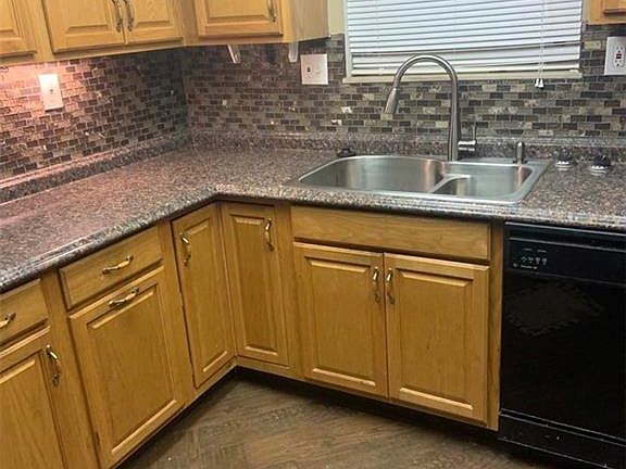 5th image of 1718 Knob Creek Dr