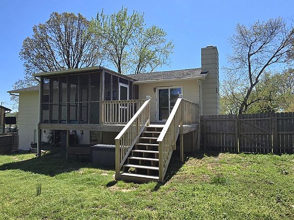 3rd image of 11043 Concord Woods Dr