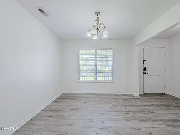 106 Chinkapin Ct — Photo 8