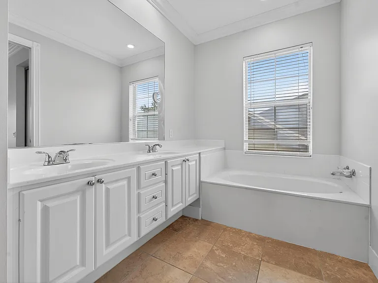 2625 E Community Dr — Photo 21