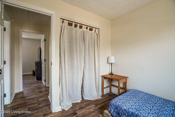 5203 Baywood Dr — Photo 23