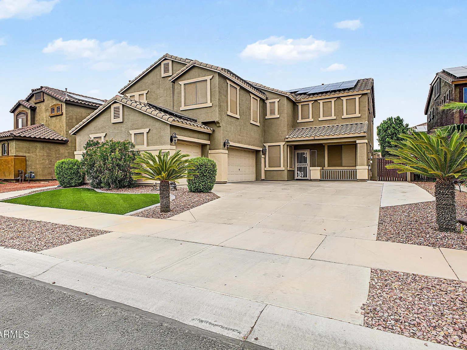 5 bed, 3.0 bath, 2950 sqft, $3,350 — Photo 3