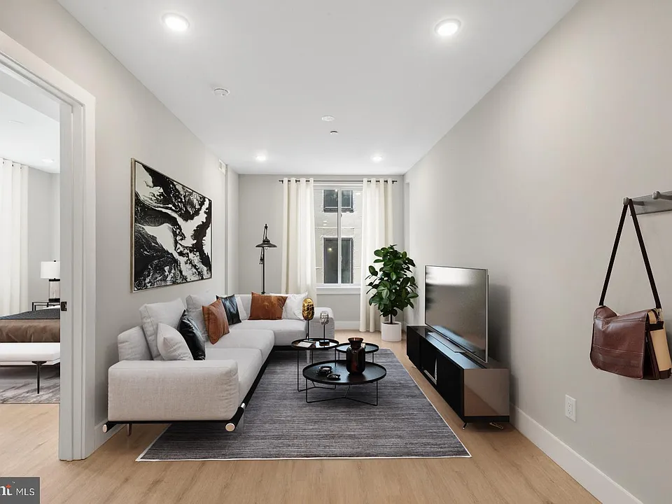 1144 Frankford Ave #503