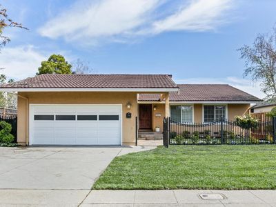 566 Compass Cir, Redwood City, CA, 94065