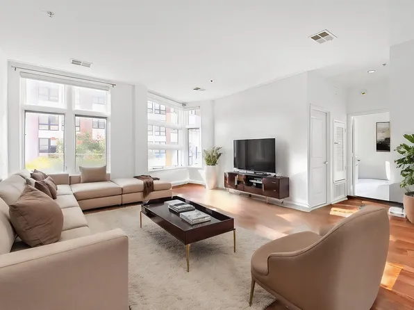 1100 Adams St APT 313, Hoboken, NJ 07030