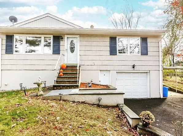 7 Algonquin Ave, Lincoln Park, NJ 07035