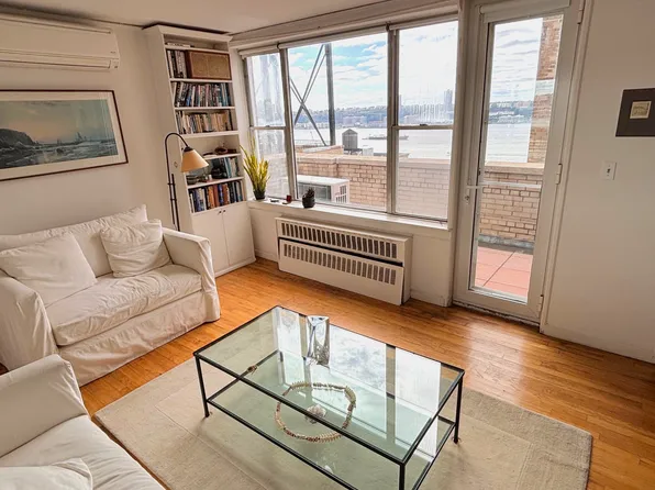 789 West End Avenue image 2 of 16