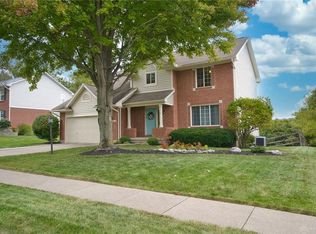 2432 Dutch Mill Dr, Fairborn, OH 45324