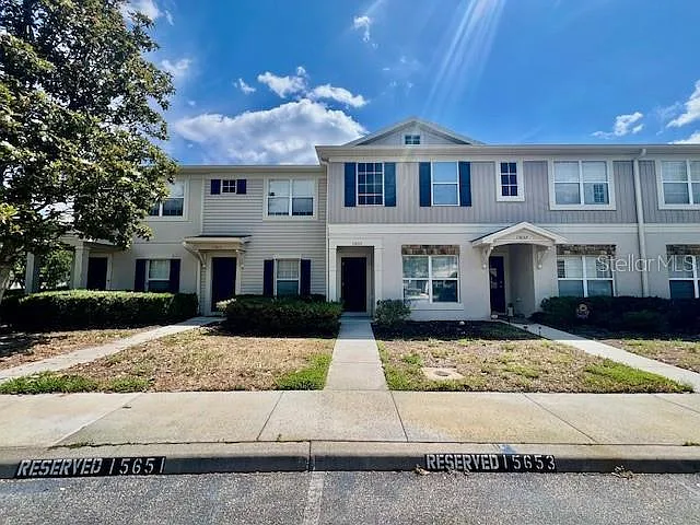 2 bed, 2.5 bath, 1335 sqft, $1,700 — Photo 3