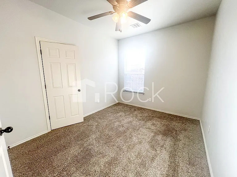 1837 Post Oak Rd — Photo 15