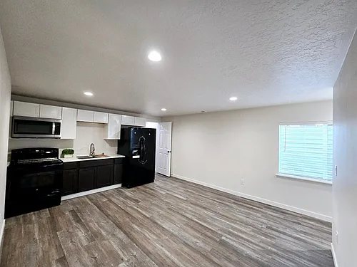 5338 W Iron King Dr Photo 1