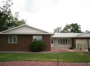 2004 S 2nd Ave, Cheyenne, WY 82007