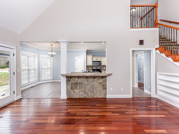 5th image of 1094 Drakes Cove Rd S