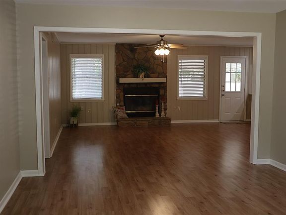 2nd image of 2026 W Belclaire Cir