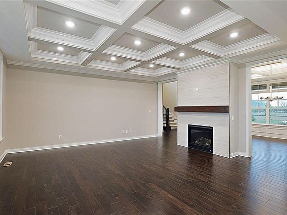 3rd image of 3526 Moorland Ln