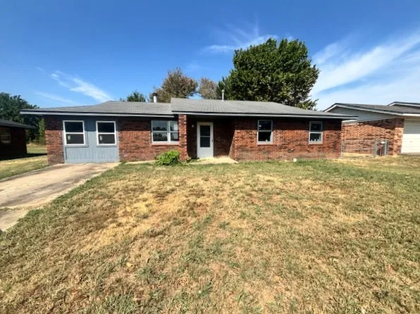 404 N Quapaw Rd, Porum, OK 74455