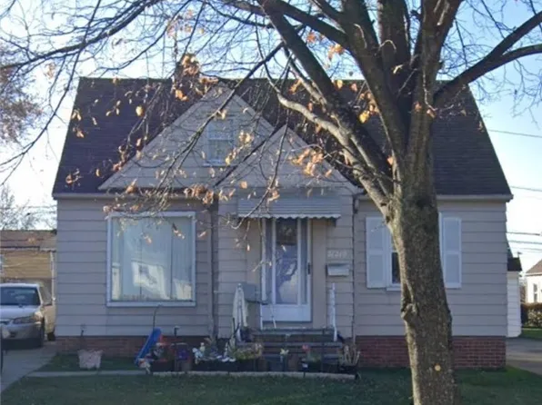 21210 Kenyon Dr, Maple Heights, OH 44137