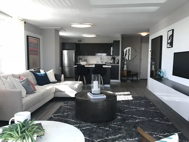PARQ at the Square — Photo 3