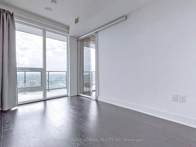 955 Bay St #3306 — Photo 12