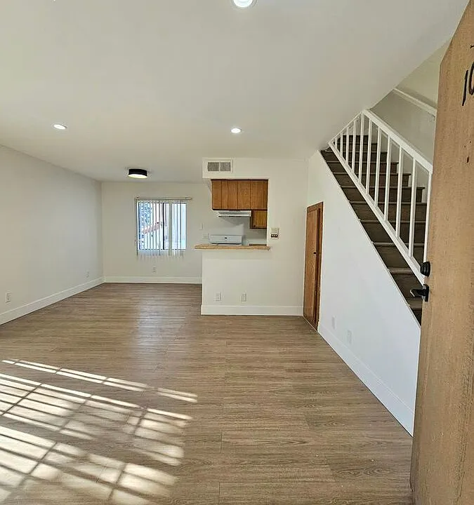 16731 Sherman Way #107