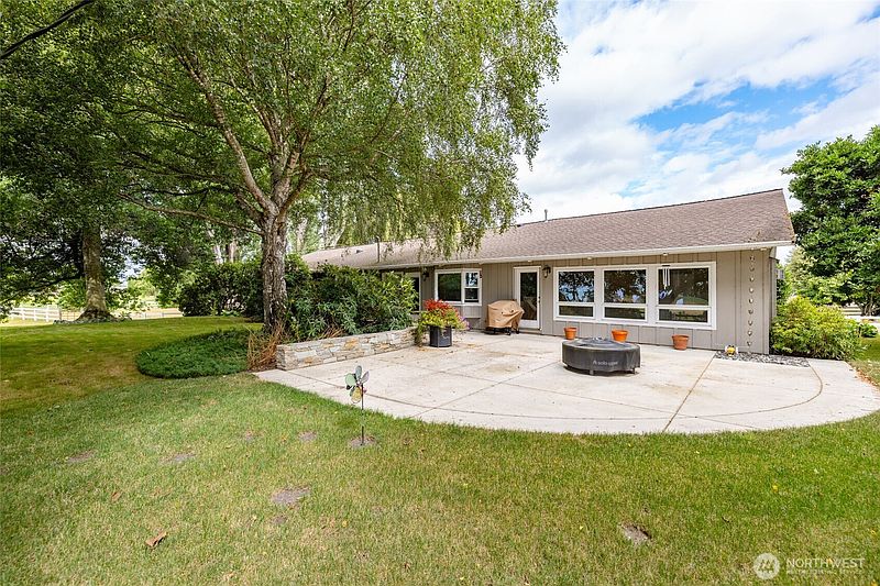 5th image of 16792 Dunbar Road