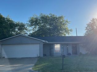 1904 Old Kirk Rd, Bedford, TX 76022