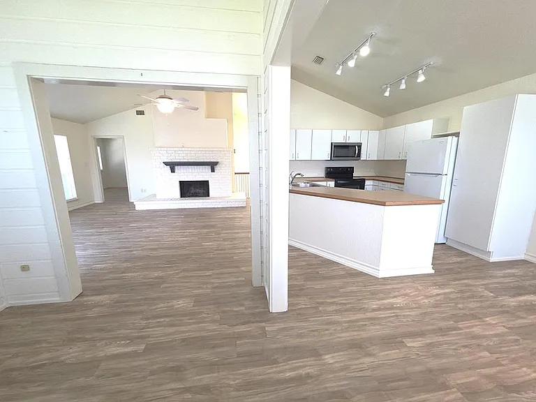 210 Oak Bay St #703 — Photo 14