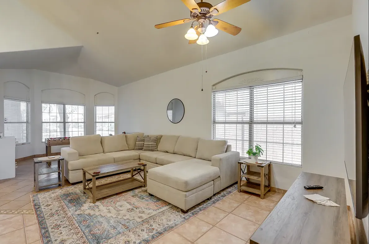 10173 S Santa Fe Ln — Photo 3