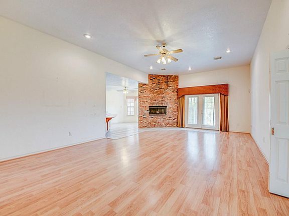 5th image of 1200 Harvest St