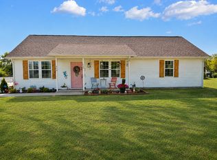 400 Dayrell Dr, Hubert, NC 28539