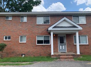 3204 American Legion Rd, Chesapeake, VA 23321