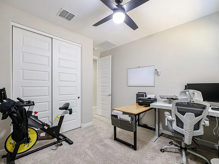 8924 W Bethany Heights Dr — Photo 21